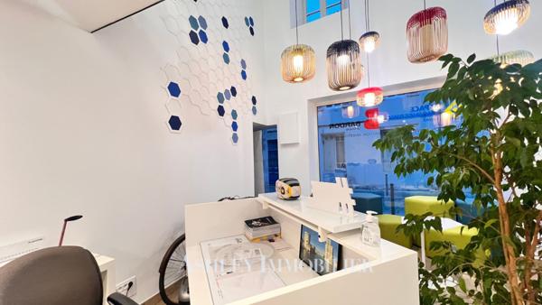 A VENDRE IMMEUBLE - CENTRE VILLE LA ROCHELLE