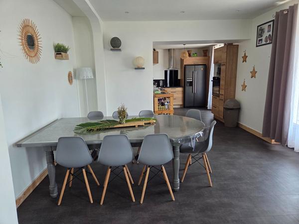 Jolie maison proche centre ville Civray