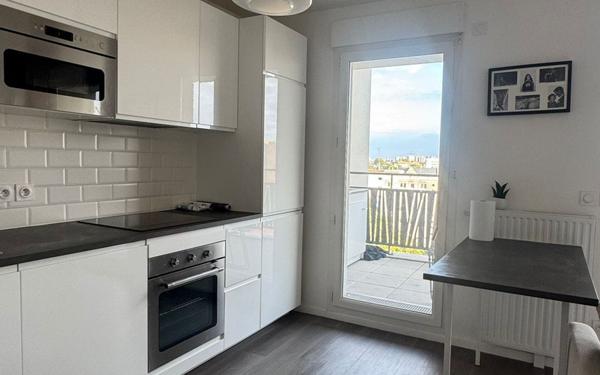 Appartement à louer    5 pièces •  Bobigny