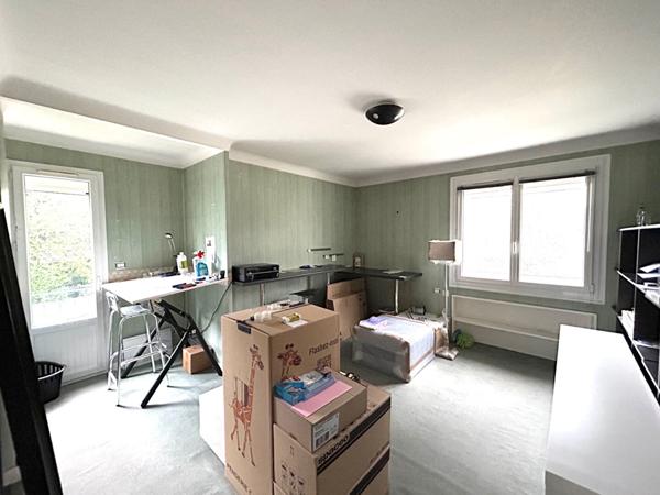 Maison familiale de caractère de 319m² - environnement verdoyant et calme