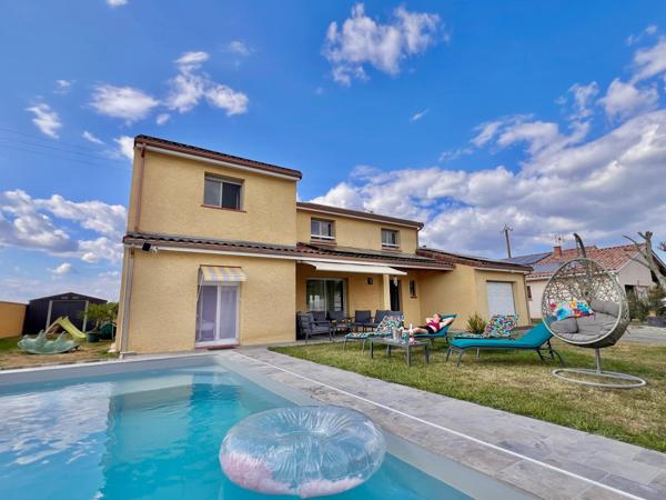 MAISON FAMILIALE T7 – 180 M² – PISCINE – PANNEAUX SOLAIRES – QUARTIER CALME