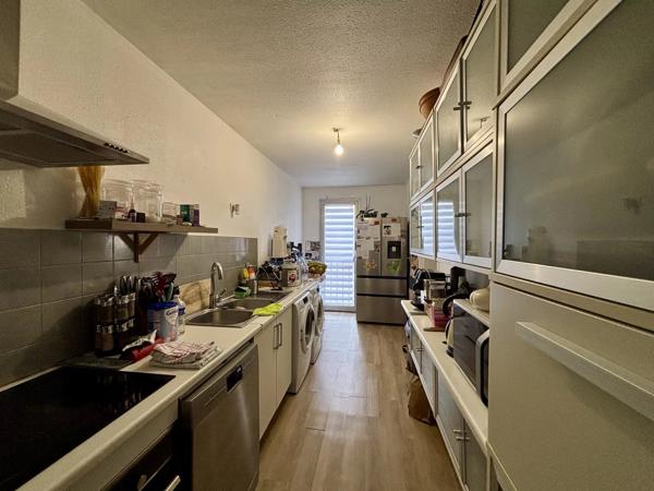 Appartement
         3 pièces
        - 68 m² 346 000 € *