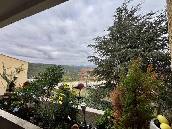Appartement
         3 pièces
        - 68 m² 346 000 € *
