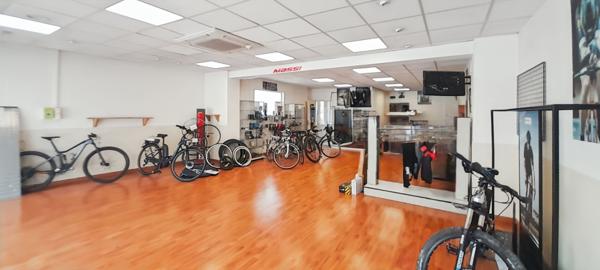 Local commercial Avignon 95.18 m2