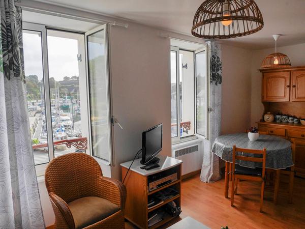 Appartement 3 pièce(s) 46.99 m2 , Le palais
