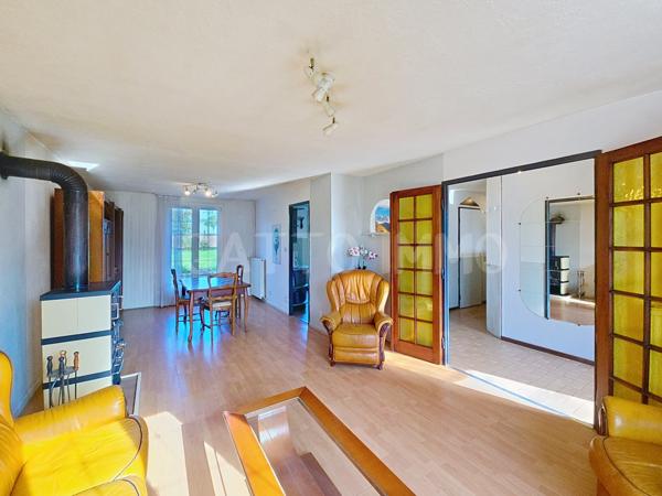 Rémilly (57580) SOUS OFFRE D'ACHAT // Charmante maison 120m2 / à rafraîchir / jardin / 6 chambres / 2 Garages