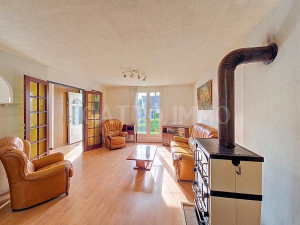 Rémilly (57580) SOUS OFFRE D'ACHAT // Charmante maison 120m2 / à rafraîchir / jardin / 6 chambres / 2 Garages