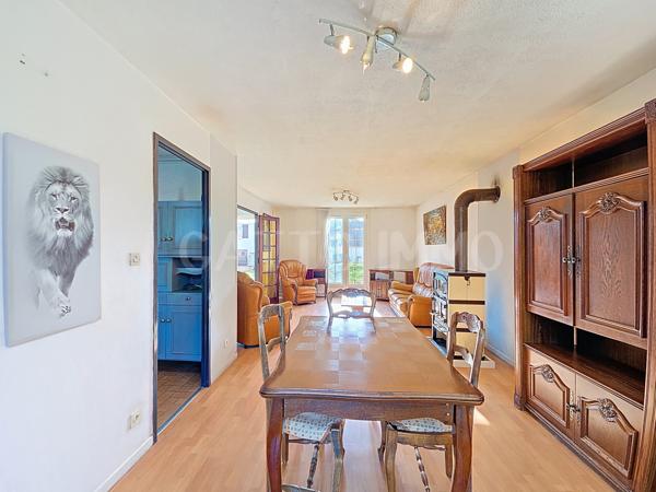 Rémilly (57580) SOUS OFFRE D'ACHAT // Charmante maison 120m2 / à rafraîchir / jardin / 6 chambres / 2 Garages