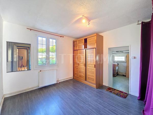 Rémilly (57580) SOUS OFFRE D'ACHAT // Charmante maison 120m2 / à rafraîchir / jardin / 6 chambres / 2 Garages