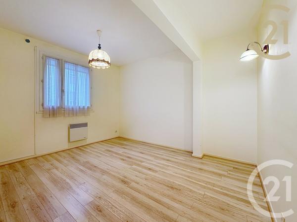 Appartement T5 à vendre  6 pièces - 137,77 m2 MONTELIMAR - 26