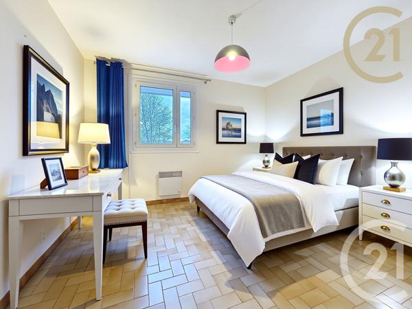 Appartement T5 à vendre  6 pièces - 137,77 m2 MONTELIMAR - 26