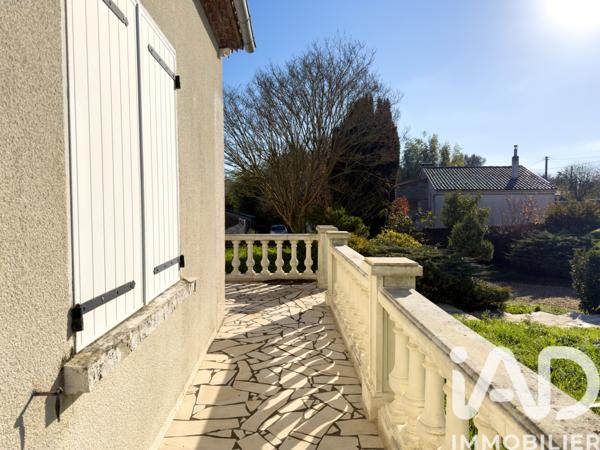 Maison à vendre 17 pièces 257 m² Segonzac
