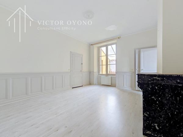 Immeuble
         9 pièces
        - 270 m² 235 000 €*