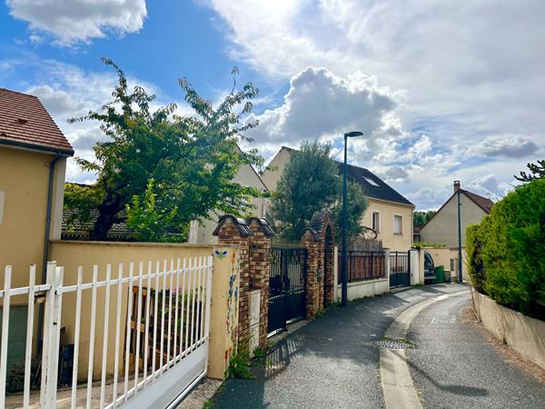 Maison familiale 5 chambres Plateau