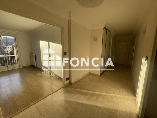 Location Appartement 4 pièces 94.36 m² - 79 ET 81 AVENUE JEANNE D'ARC Grenoble 38100