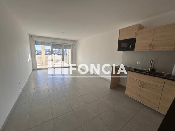 Location Appartement 3 pièces 61.2 m² - LES FABRIQUES Marseille 13015