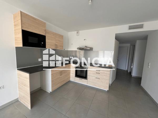 Location Appartement 3 pièces 61.2 m² - LES FABRIQUES Marseille 13015