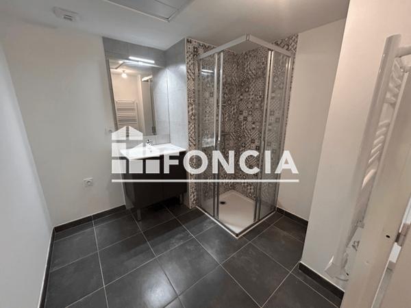 Location Appartement 3 pièces 61.2 m² - LES FABRIQUES Marseille 13015