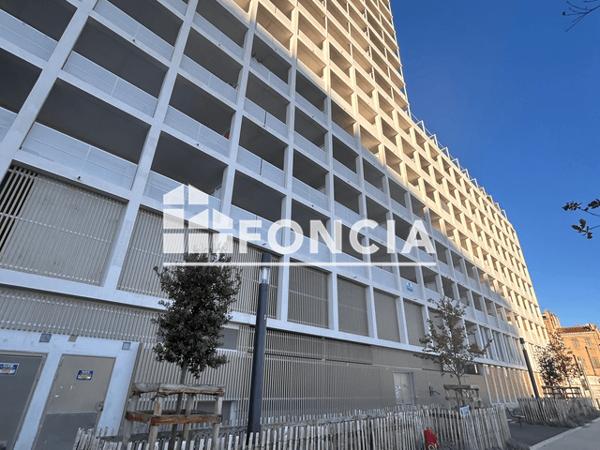 Location Appartement 3 pièces 61.2 m² - LES FABRIQUES Marseille 13015