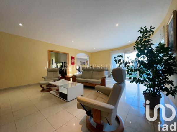 Maison à vendre 5 pièces 167 m² Saint-Estève