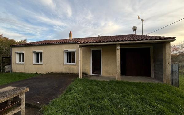 Maison à vendre    4 pièces •  Asnières-la-Giraud