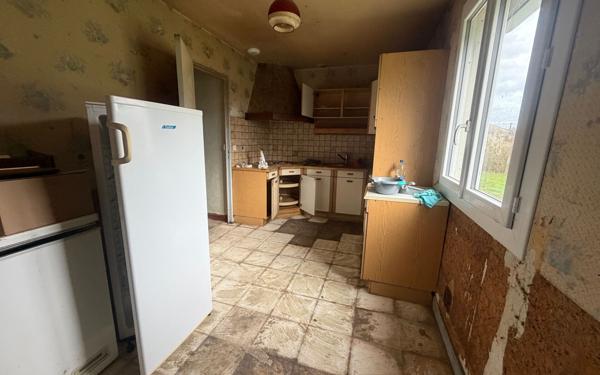 Maison à vendre    4 pièces •  Asnières-la-Giraud