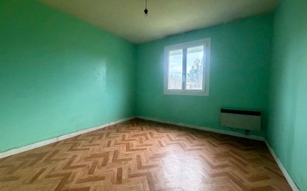 Maison à vendre    4 pièces •  Asnières-la-Giraud