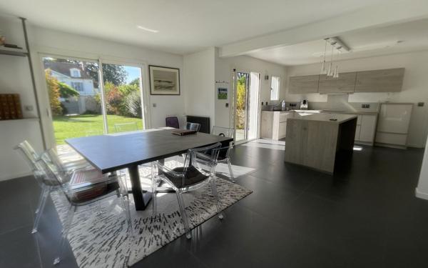 Maison à vendre    6 pièces •  Mennecy