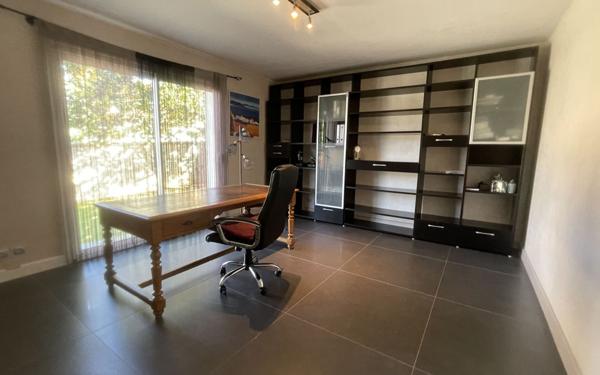 Maison à vendre    6 pièces •  Mennecy