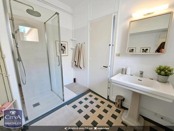 Maison à vendre 8 pièces 163m² Saumur (49400)