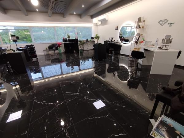 Murs commerciaux à LA GAUDE (06610)