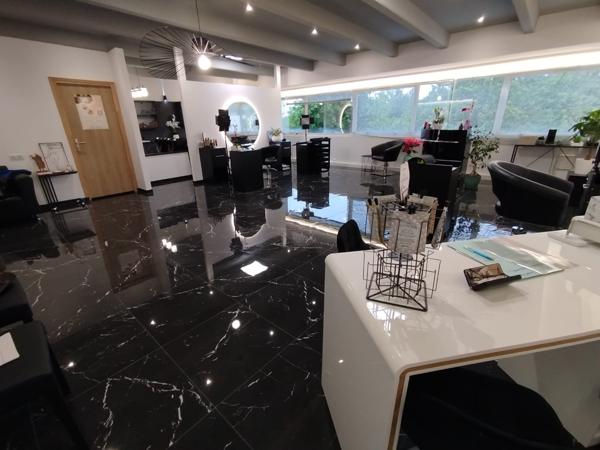 Murs commerciaux à LA GAUDE (06610)