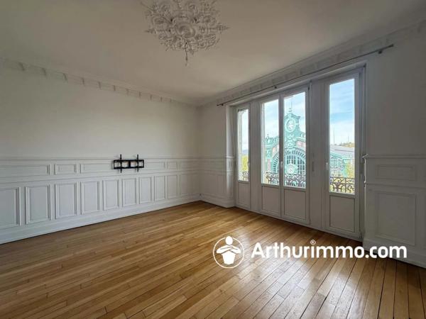 Vente                                                      Appartement
                        
                     6 pièces                      152 m2                     à Belfort