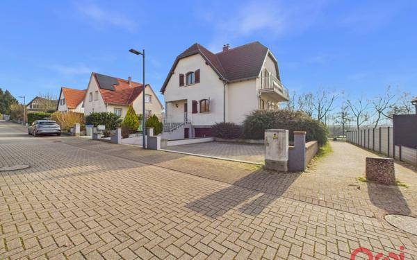 Maison à vendre    5 pièces • 145 m2 Lampertheim