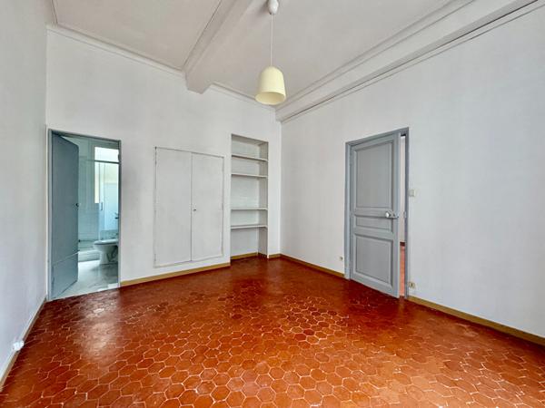 Intra Muros Avignon T2 de 55 m2 avec balcon