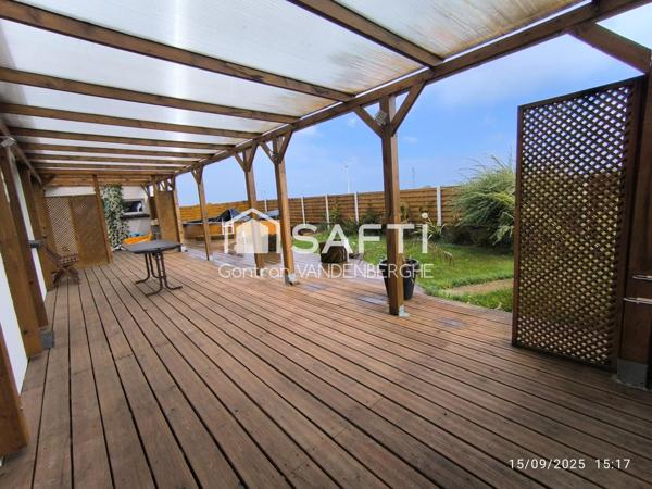 Maison individuelle semi plain pied 3 chambres et un bureau