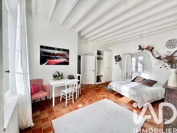 Maison à vendre 7 pièces 217 m² La Ménitré