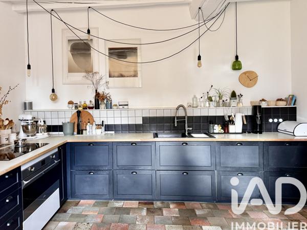 Maison à vendre 7 pièces 217 m² La Ménitré