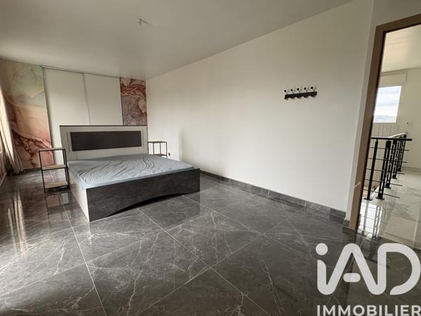 Maison à vendre 6 pièces 147 m² Brain-sur-Allonnes