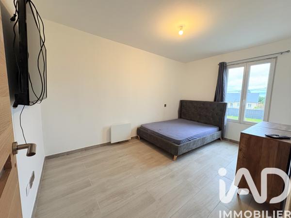 Maison à vendre 6 pièces 147 m² Brain-sur-Allonnes