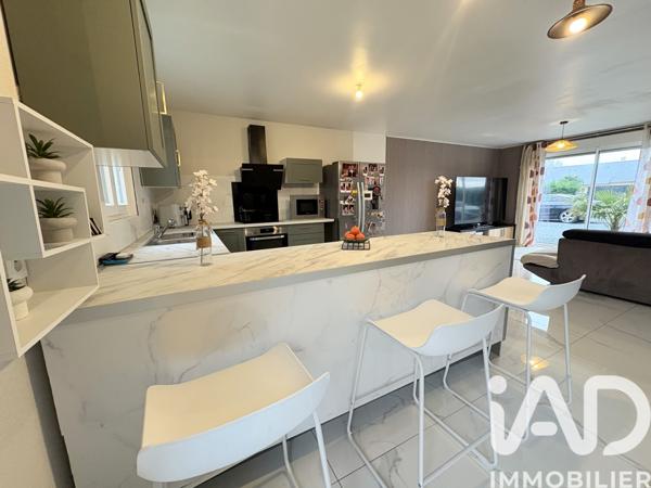 Maison à vendre 6 pièces 147 m² Brain-sur-Allonnes