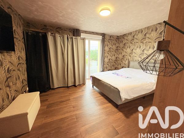 Maison à vendre 6 pièces 147 m² Brain-sur-Allonnes