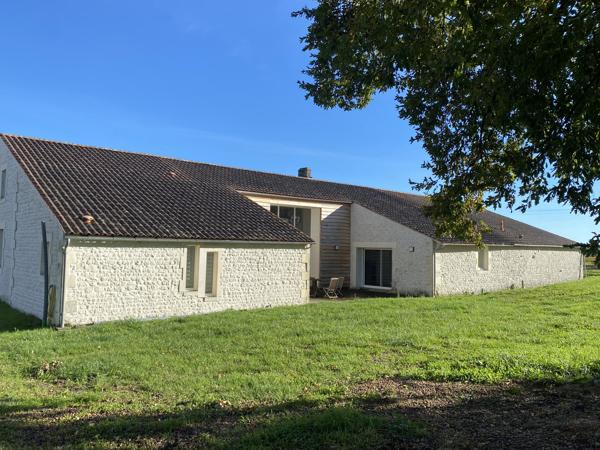 Maison rénovation contemporaine avec grand jardin
