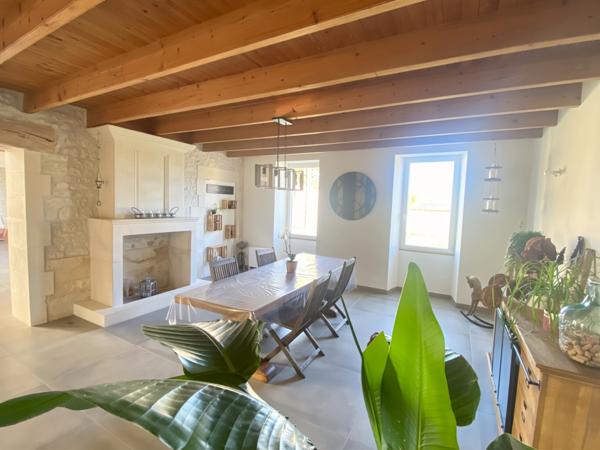 Maison rénovation contemporaine avec grand jardin