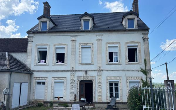 Maison à vendre    6 pièces •  Pourrain