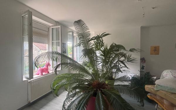 Maison à vendre    6 pièces •  Pourrain