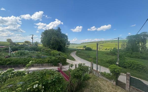 Maison à vendre    6 pièces •  Pourrain