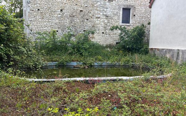 Maison à vendre    6 pièces •  Pourrain