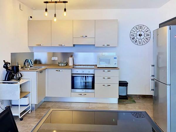 Vente                                                      Appartement
                        
                     2 pièces                      41 m2                     à Algajola
