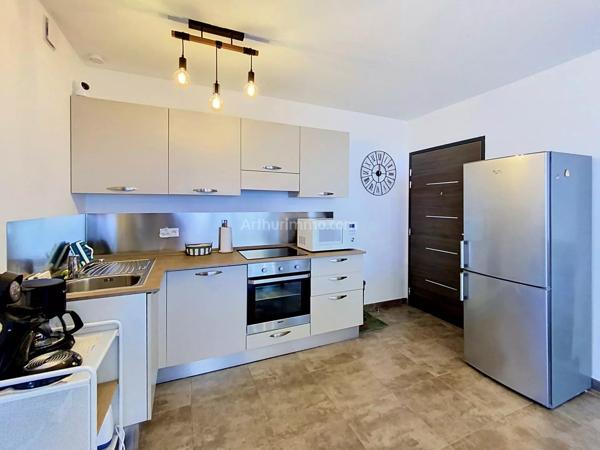 Vente                                                      Appartement
                        
                     2 pièces                      41 m2                     à Algajola